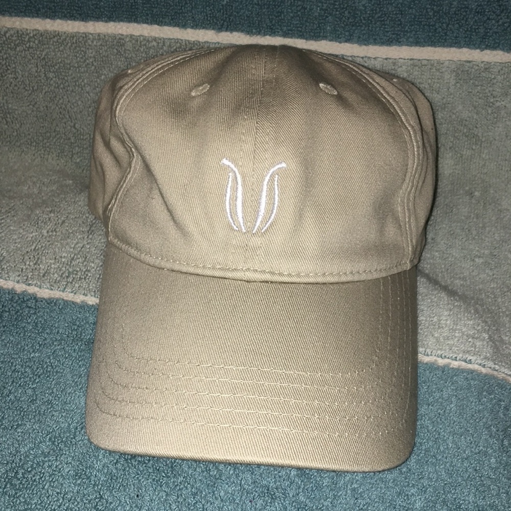 Cutter & Buck hat 6 panel adjustable strap cap